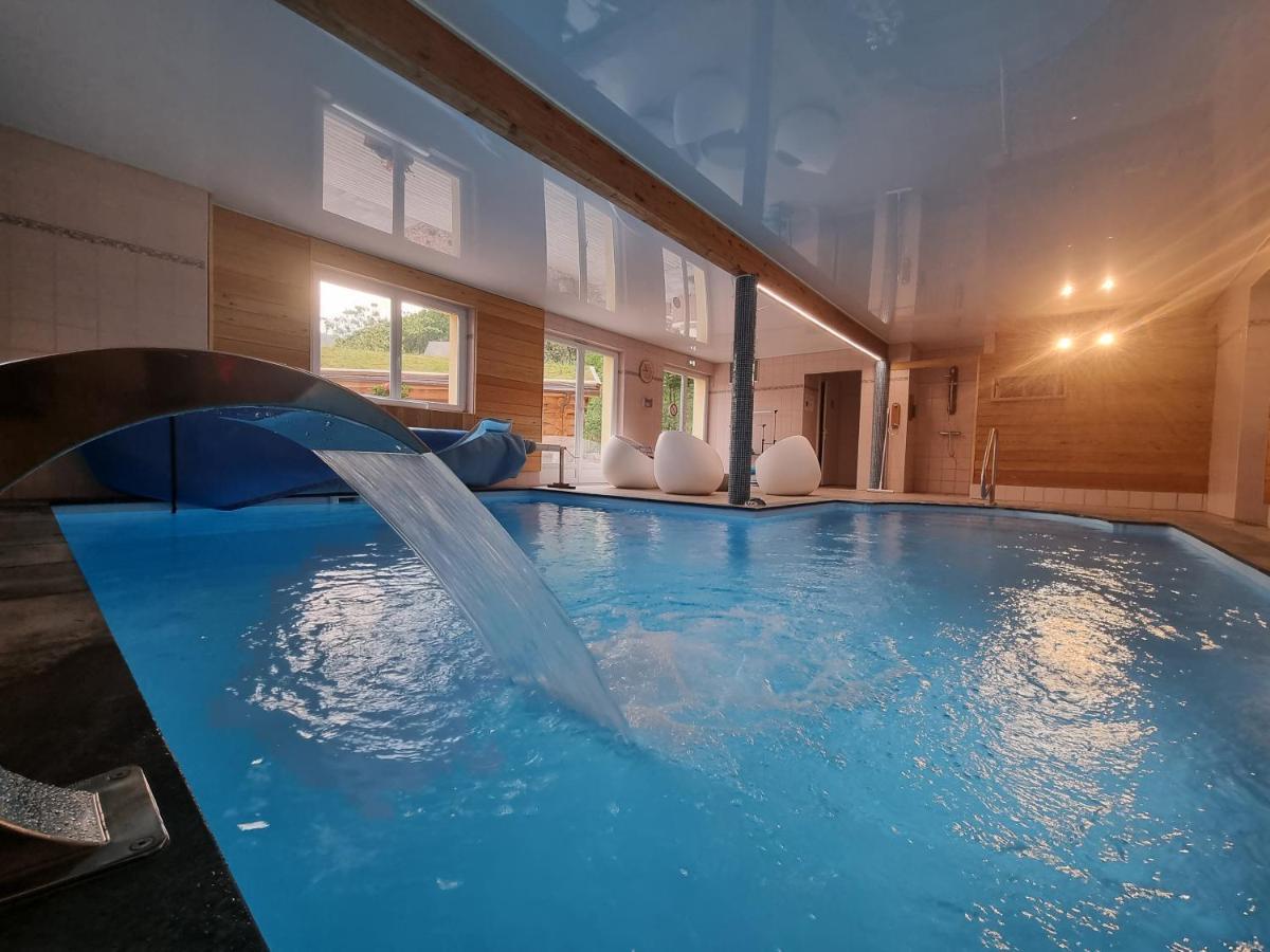 Logis Hotel Restaurant De La Poste Et Spa De Montagne 르본옴므 외부 사진