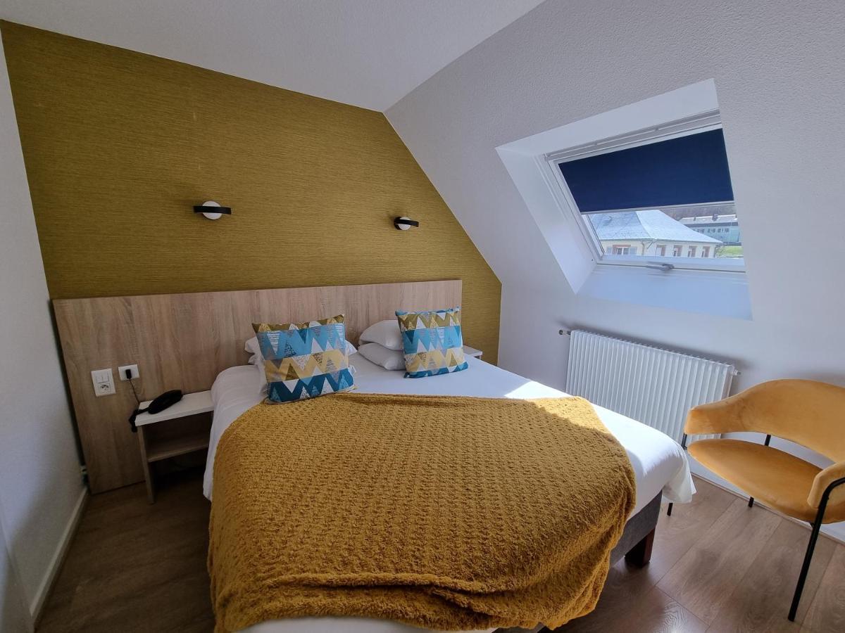 Logis Hotel Restaurant De La Poste Et Spa De Montagne 르본옴므 객실 사진