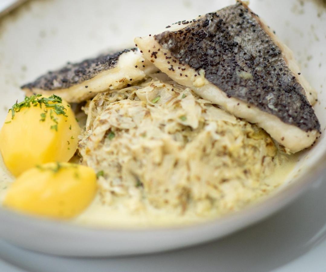 Logis Hotel Restaurant De La Poste Et Spa De Montagne 르본옴므 외부 사진